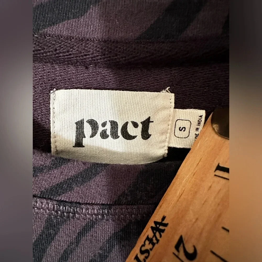 PACT Women’s ORGANIC SM Gray Black Tonal Zebra Cinch Tie Pullover Long Sleeve - Picture 5 of 13